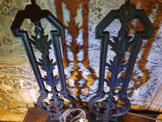 victorian iron balustrade table lamp lighting