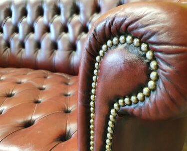leather kidney shaped chesterfield 2 seat sofa