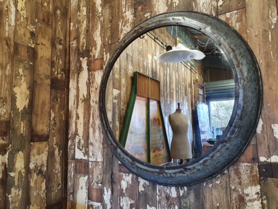 round industrial metal mirrors
