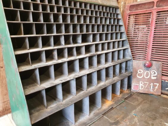 industrial lockable pigeon holes furniture storage industrial