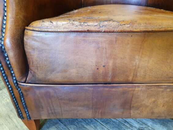 vintage leather club chair seating armchairs
