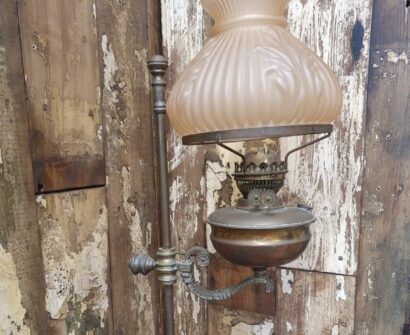 victorian oil lamp lighting decorative artefacts
