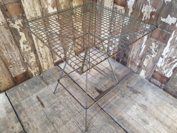 galvanised steel meshman table and chairs garden furniture