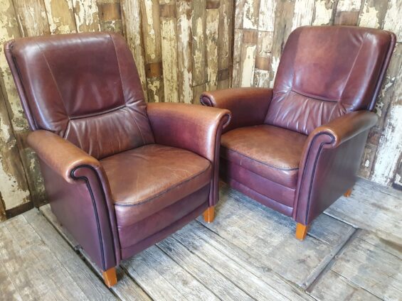 leather lounge chairs seating armchairs