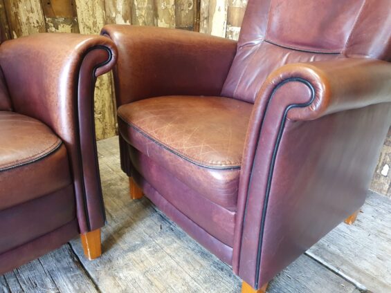 leather lounge chairs seating armchairs