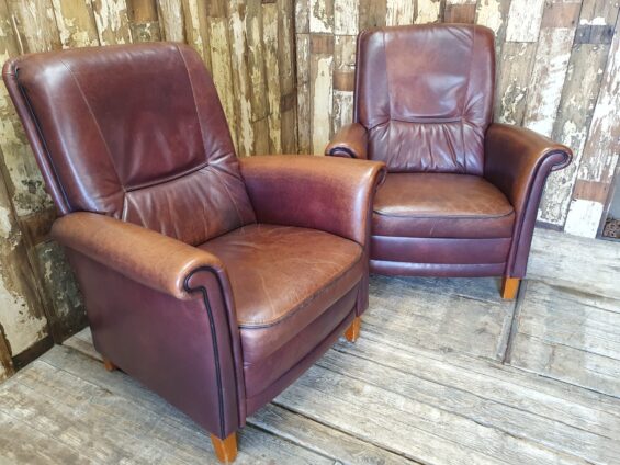 leather lounge chairs seating armchairs