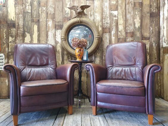 leather lounge chairs seating armchairs