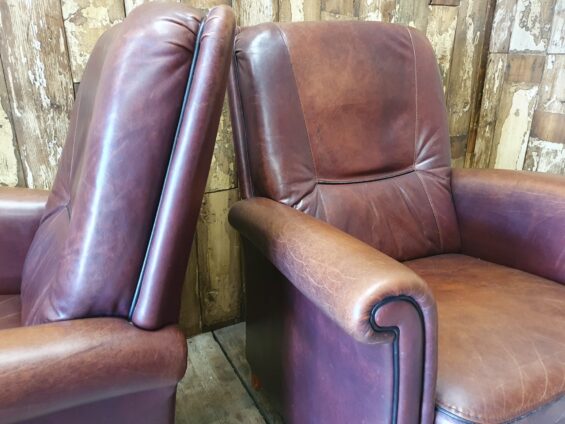 leather lounge chairs seating armchairs