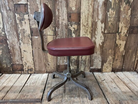 metal vinyl swivel desk chair seating occasional chairs