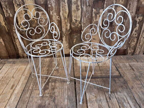 metal garden table and carver chairs set garden furniture