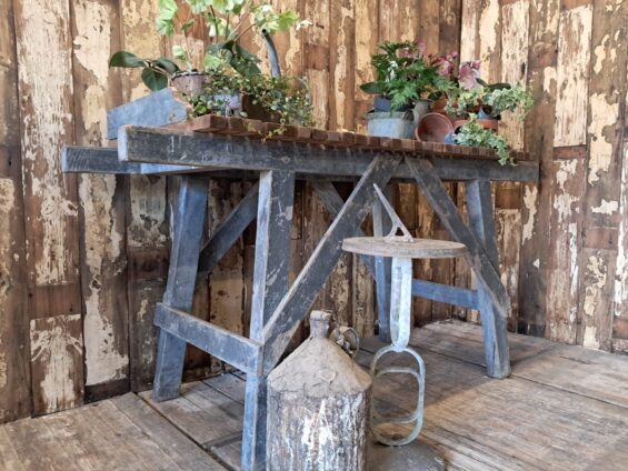 wooden potting table garden furniture
