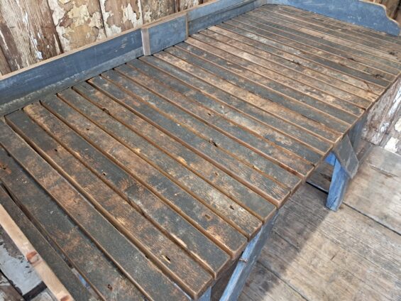 wooden potting table garden furniture