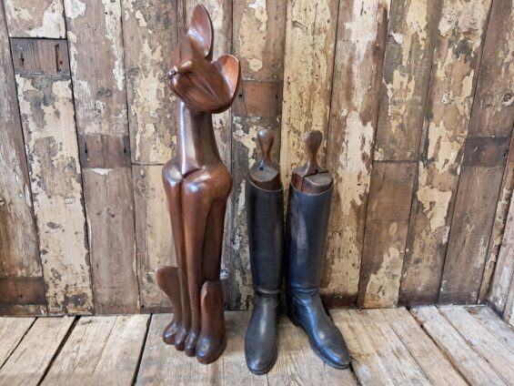 hand carved teak cat statue decorative homewares