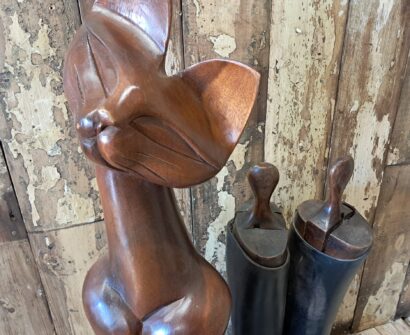 hand carved teak cat statue decorative homewares