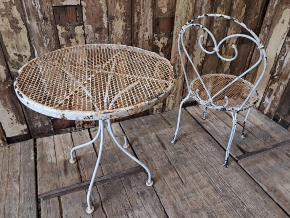 round metal table and chairs steel mesh garden furniture