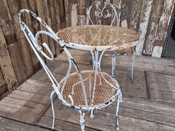 round metal table and chairs steel mesh garden furniture