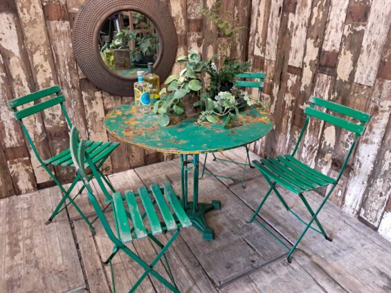 cast iron metal round table garden furniture tables