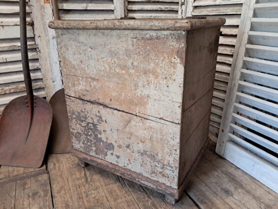 pitch pine box furniture storage