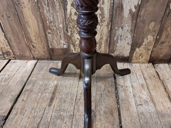 mahogany display stand pedestal torchere decorative homewares