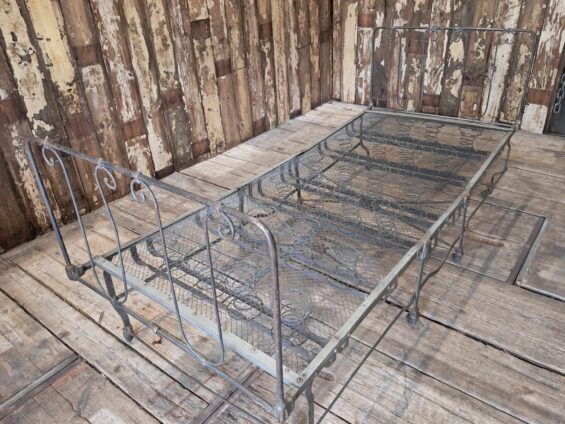 vintage steel day bed seating sofas decorative homewares