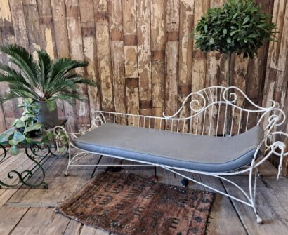 metal chaise longue day bed seating sofa garden