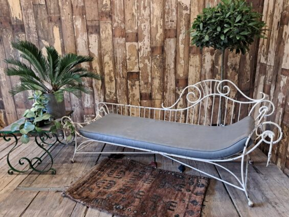 metal chaise longue day bed seating sofa garden
