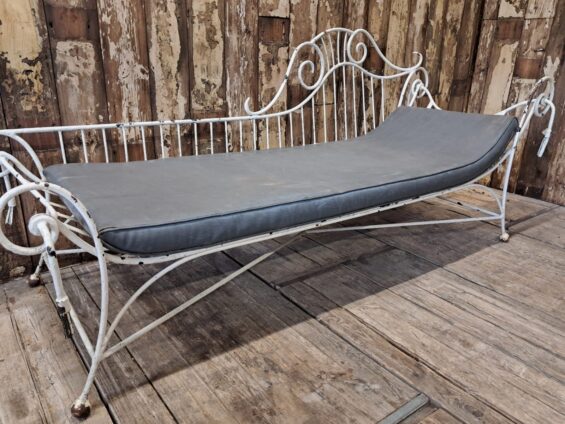 metal chaise longue day bed seating sofa garden