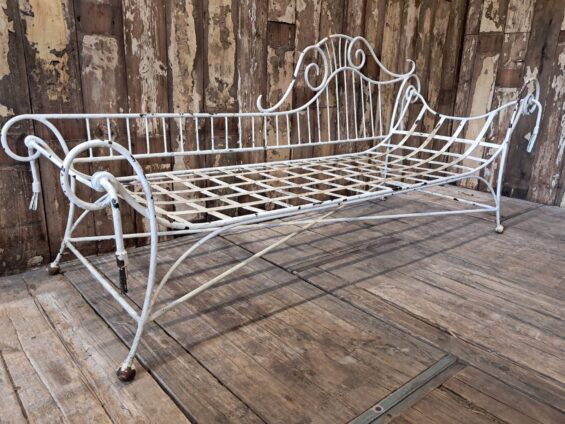 metal chaise longue day bed seating sofa garden