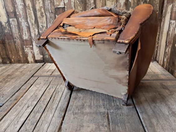 leather cigar cub chair seating armchairs
