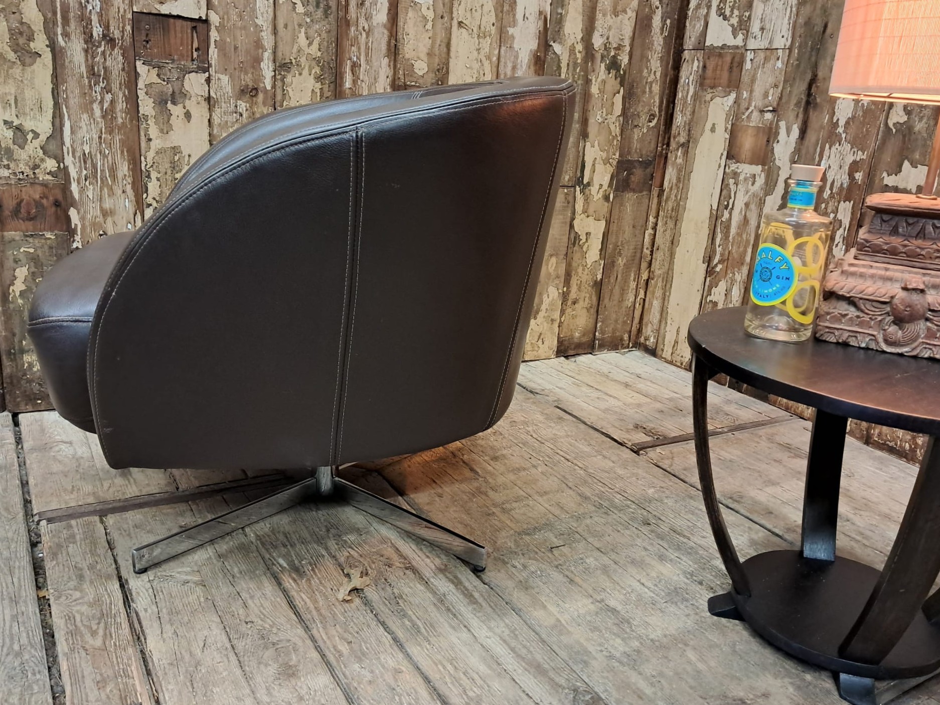 leather chrome tub swivel chair seating armchairs