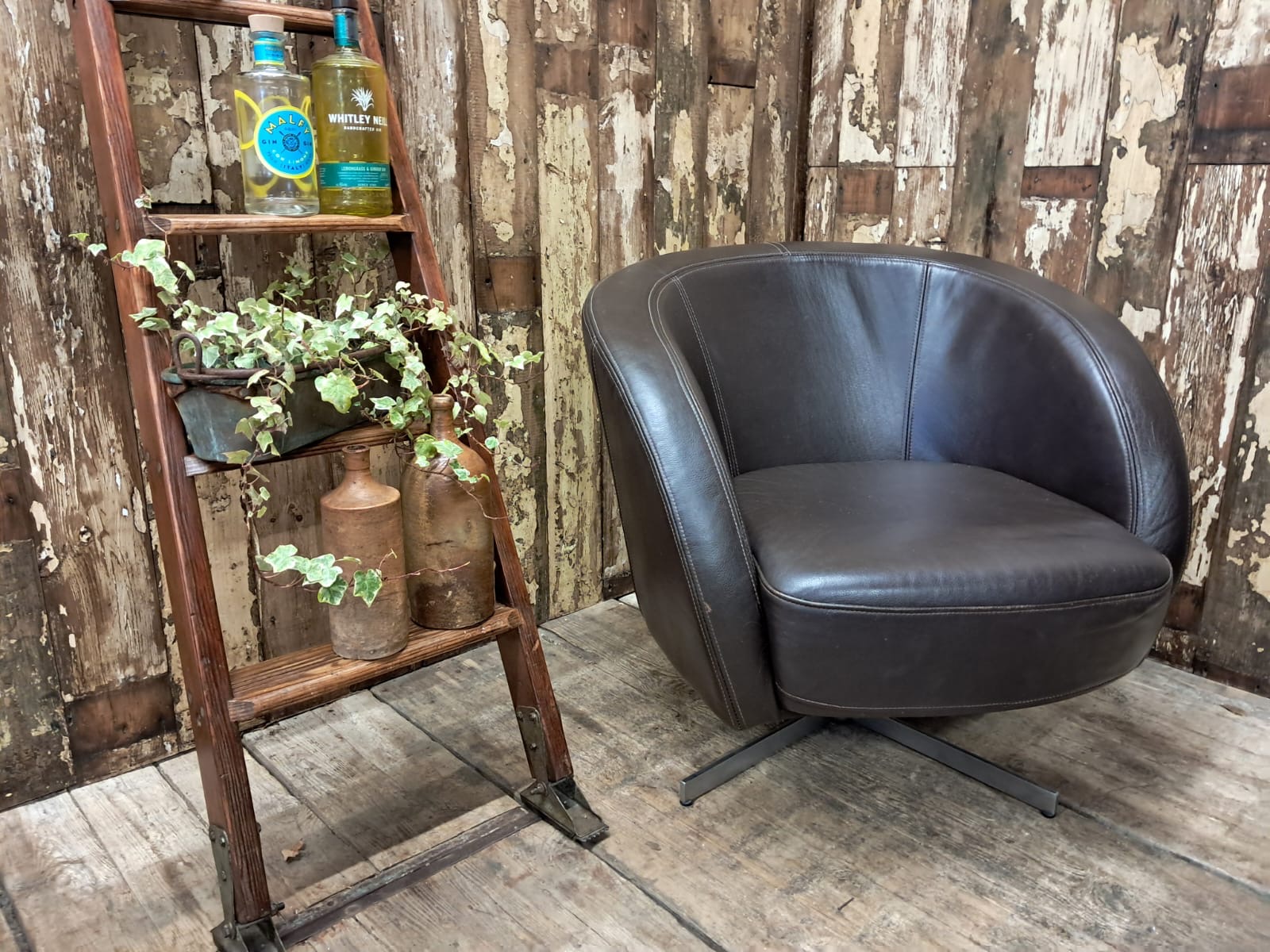 leather chrome tub swivel chair seating armchairs