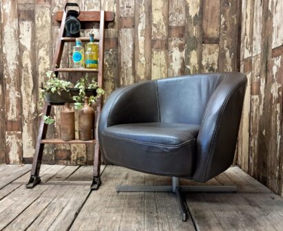 leather chrome tub swivel chair seating armchairs