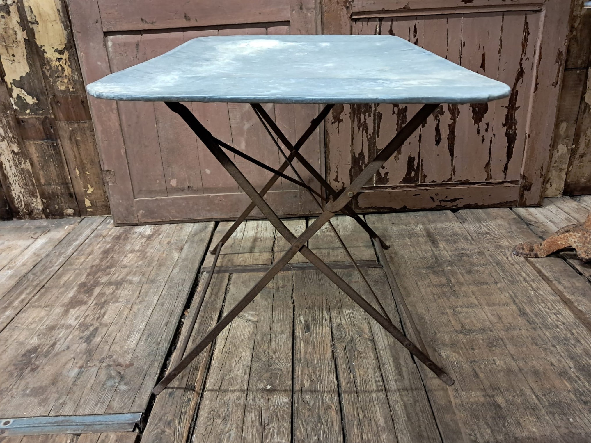 metal table garden furniture tables