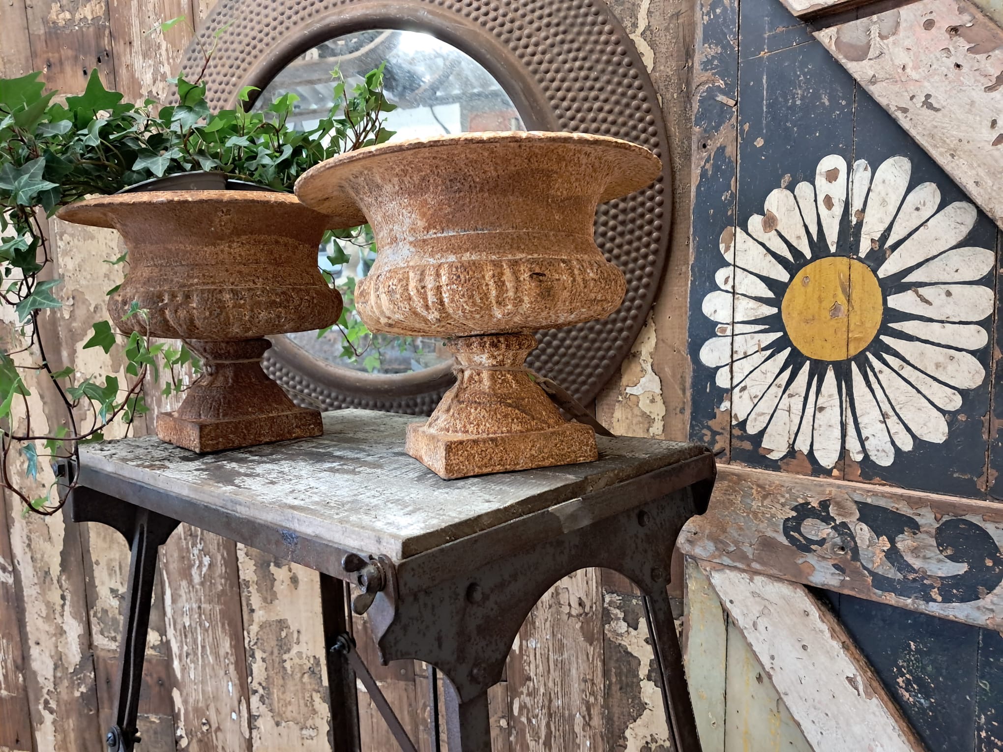 cast iron urn garden planters decorative homewares