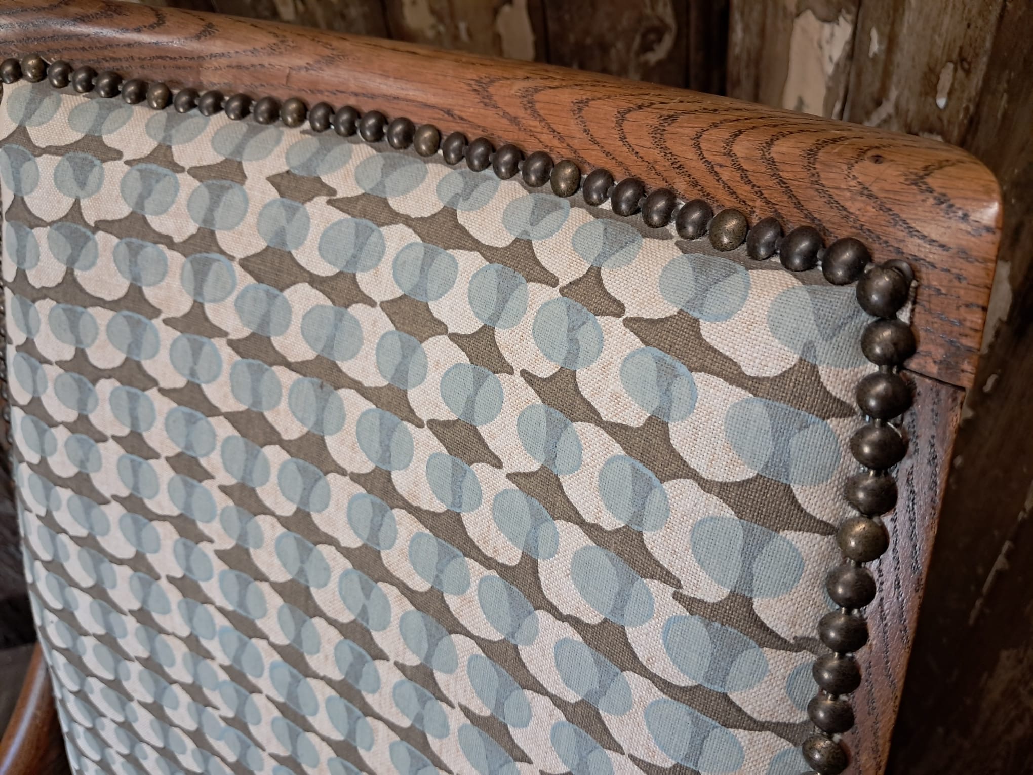 oak and upholstered armchairs seating