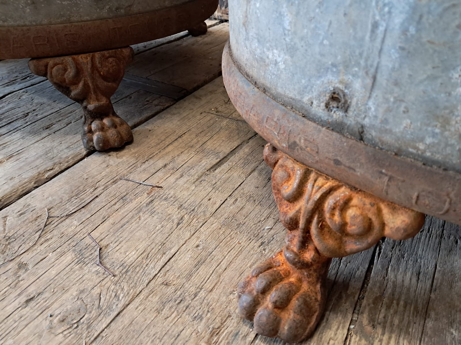 steel cast iron planters garden decorative homewares