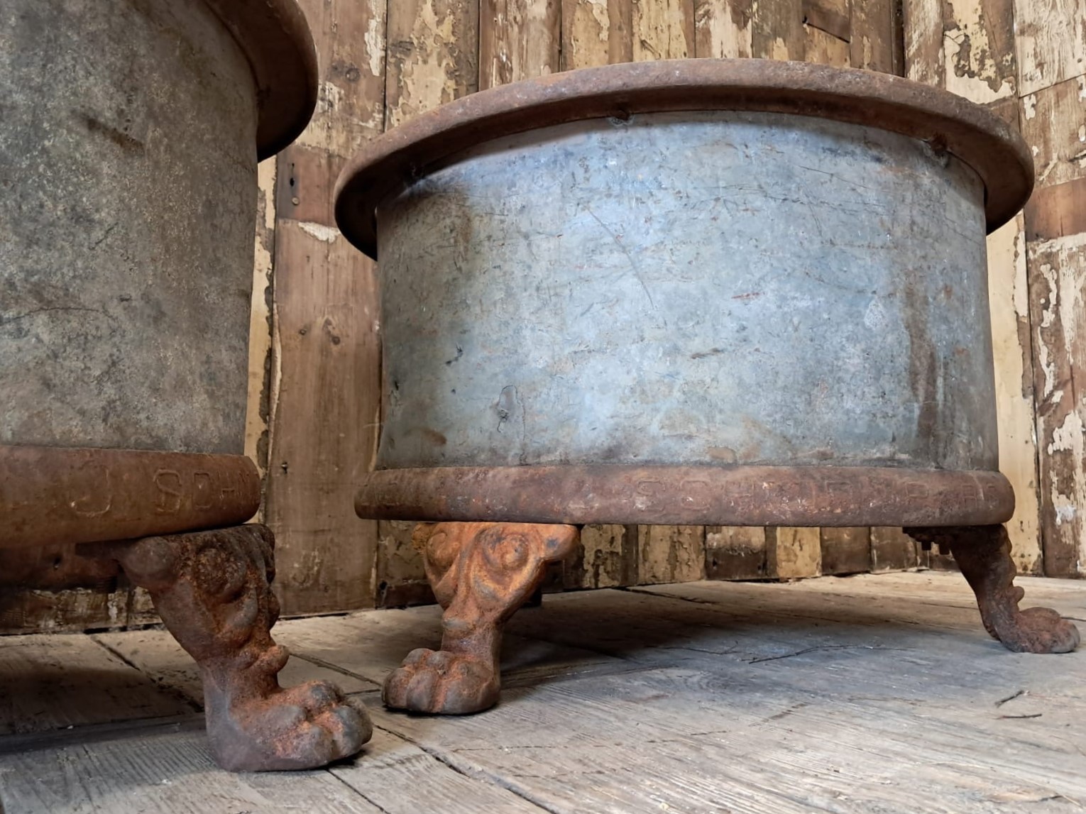 steel cast iron planters garden decorative homewares